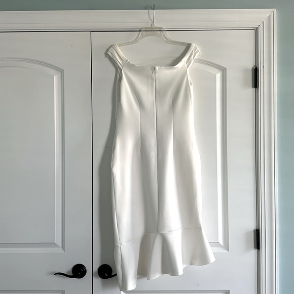 VENUS Cap Sleeve Ruffle Cocktail Dress - Picture 2 of 3